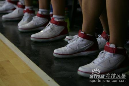 ͼ-NIKEйȫAF25